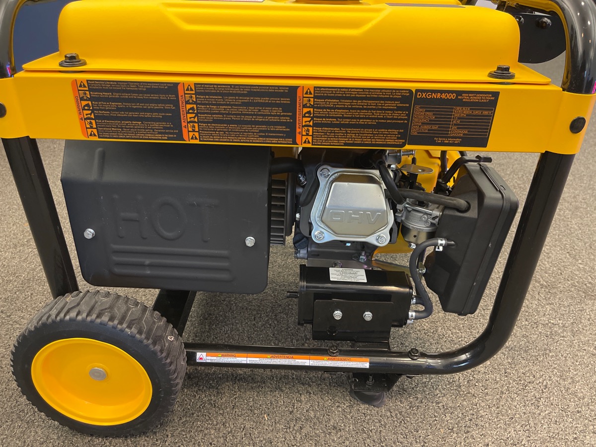 DEWALT DXGNR4000 4000Watt Manual Start GasPowered Portable Generator