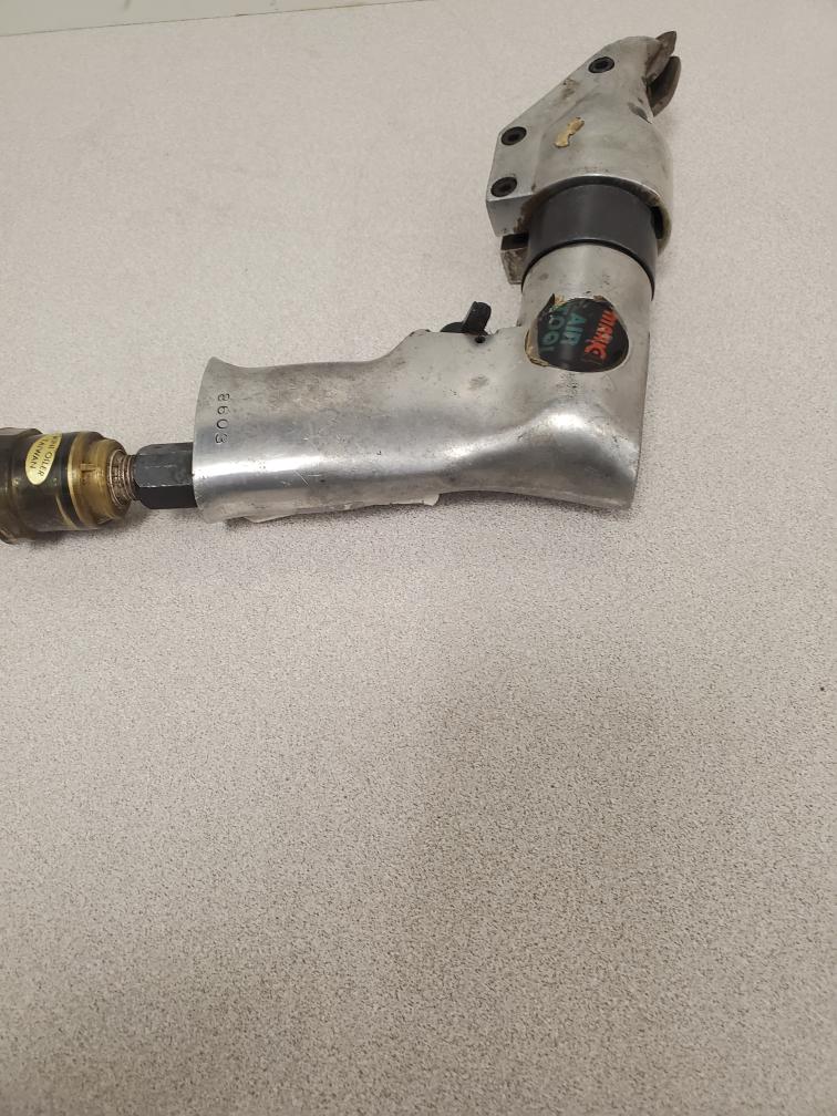 Inline Air Shears Straight & Contour Cuts in Sheet Metal Very Good