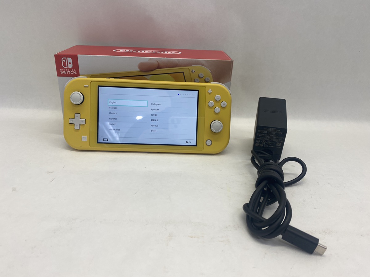 Nintendo Switch Lite Yellow Handheld Console HDH001 (Mint Conditon