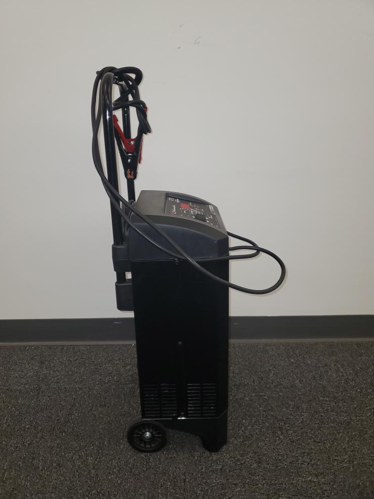 SCHUMACHER SC1309 6/12V WHEELED AUTOMATIC BATTERY CHARGER Very Good Buya