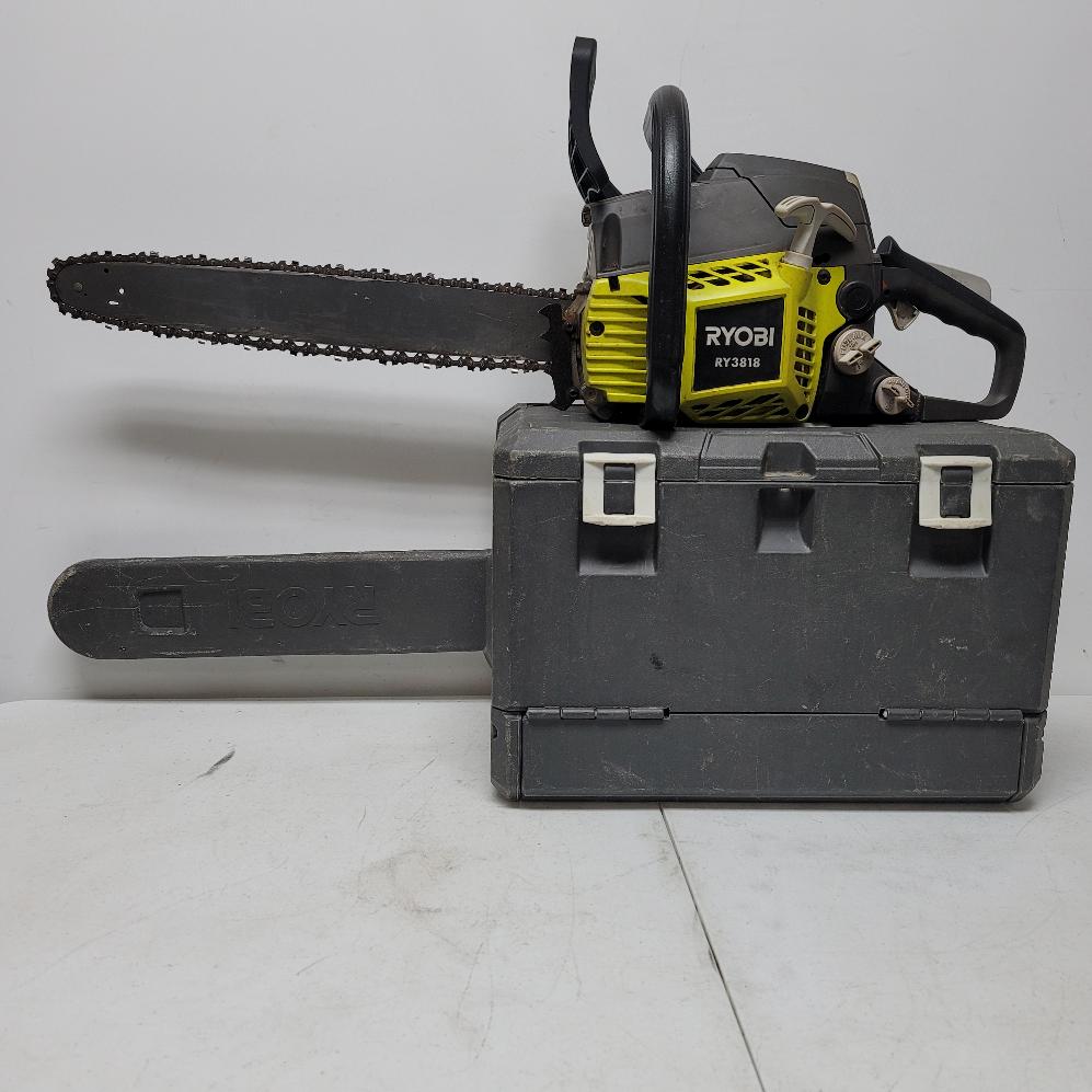 RYOBI 18" 38CC 2CYCLE GAS CHAINSAW RY3818 WITH HEAVY DUTY CASE (ye hb