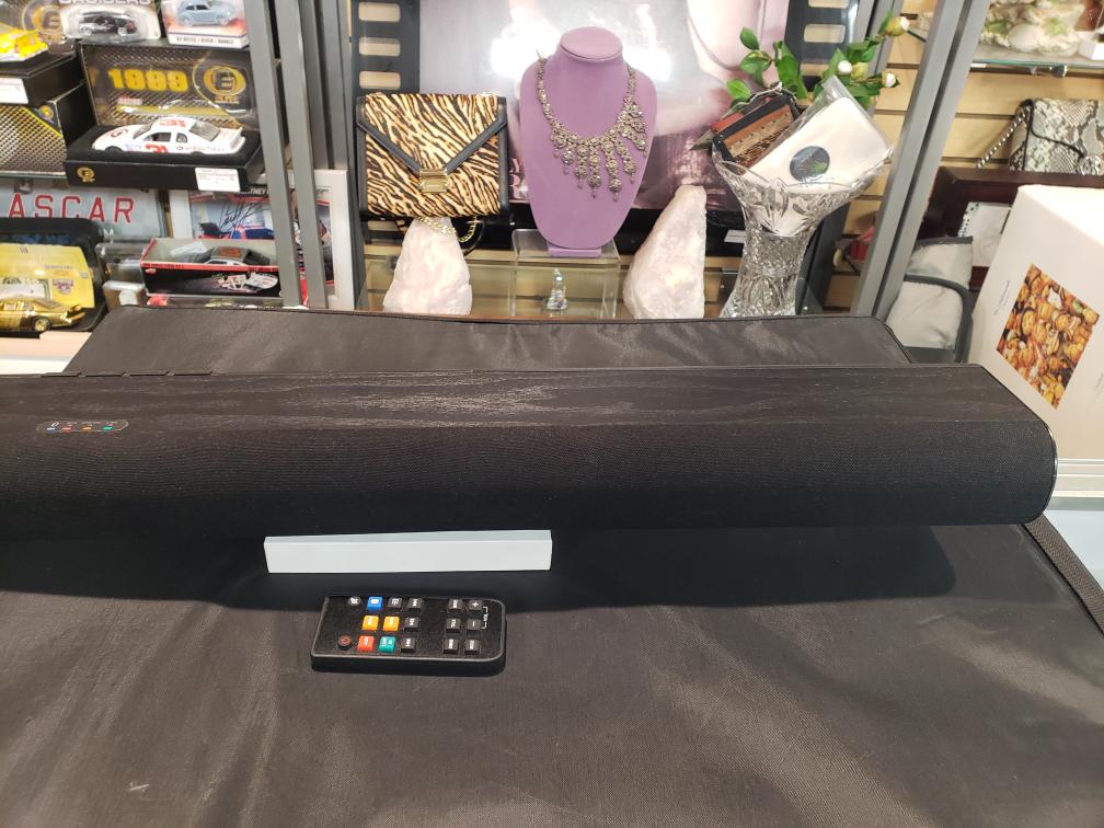 Blackweb Bluetooth 37" 2.1 Channel Soundbar Bwa18sb001 Very Good Buya