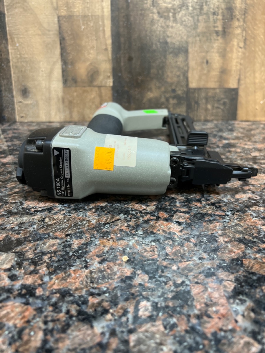 PORTER CABLE PNEUMATIC 18GAUGE 11/2 in. NARROW CROWN STAPLER NS100A