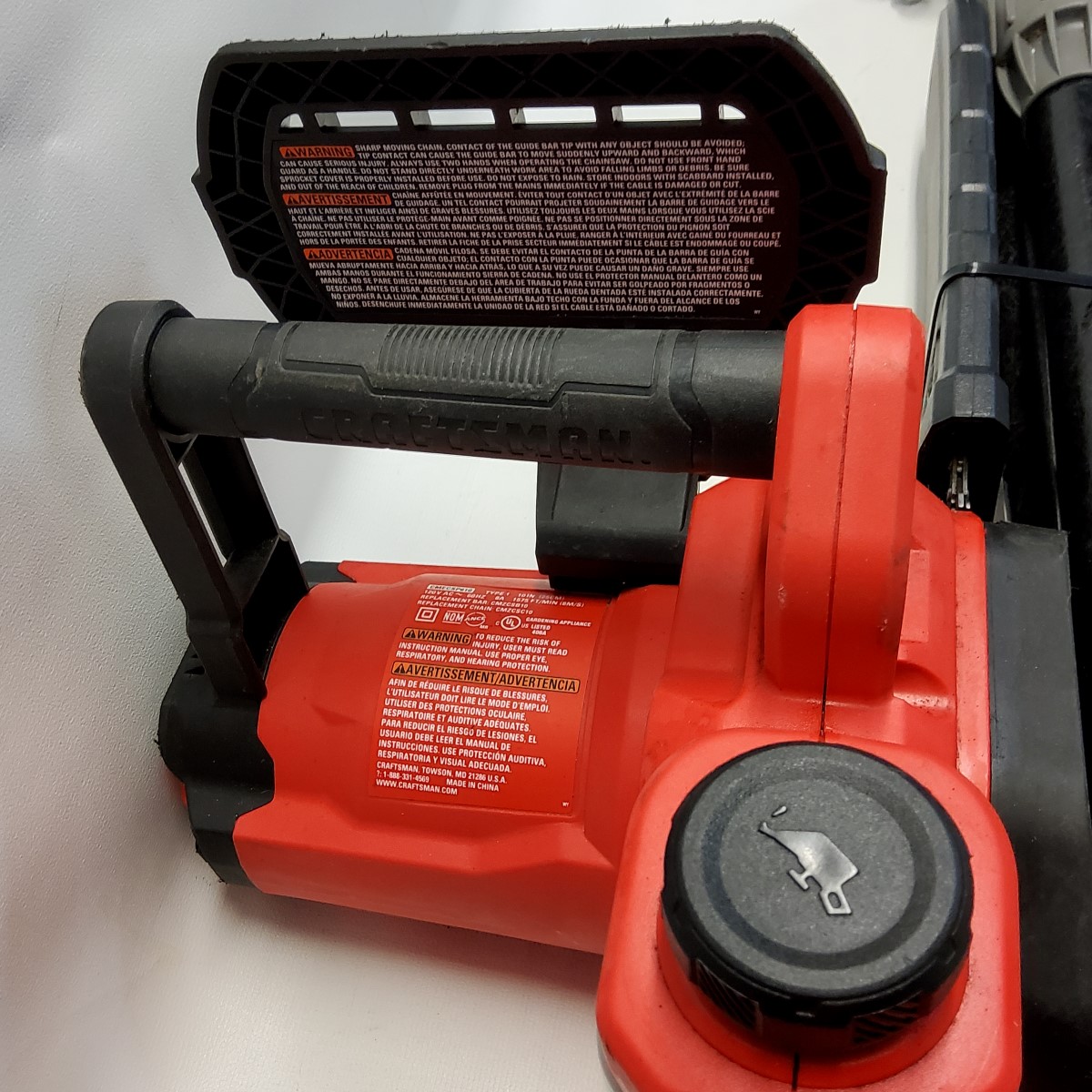 CRAFTSMAN 41CY4218793 S180 18in 42cc 2Cycle Gas Chainsaw Good Buya