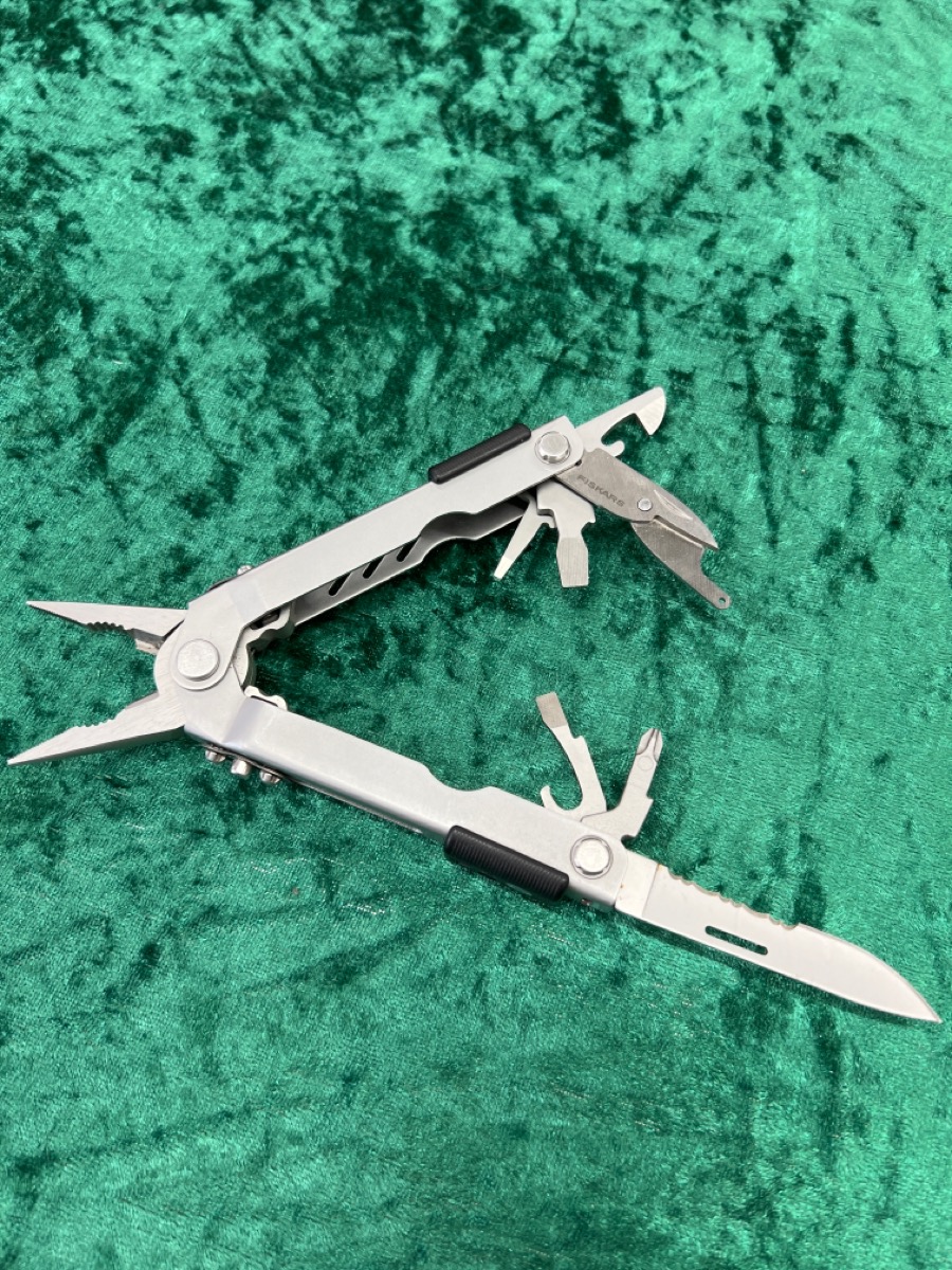 GERBER MULTI TOOL Very Good Buya