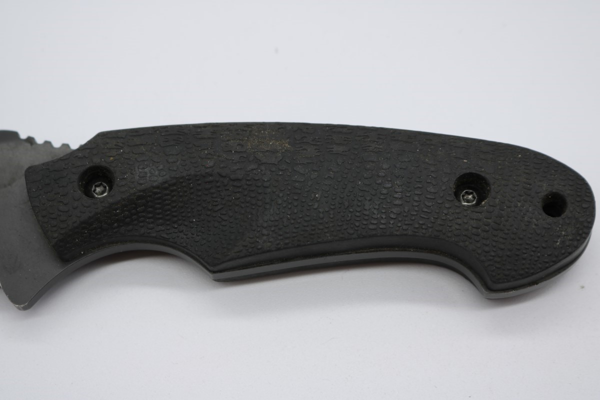 GERBER GATOR FIXED BLADE KNIFE WITH SHEATH Very Good Buya