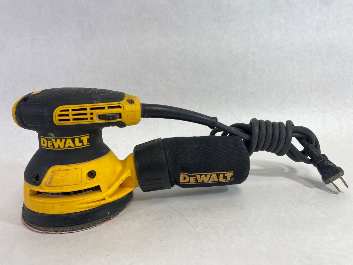 Dewalt Vibration Sander DWE6423 Good Heartland Pawnbrokers Kansas