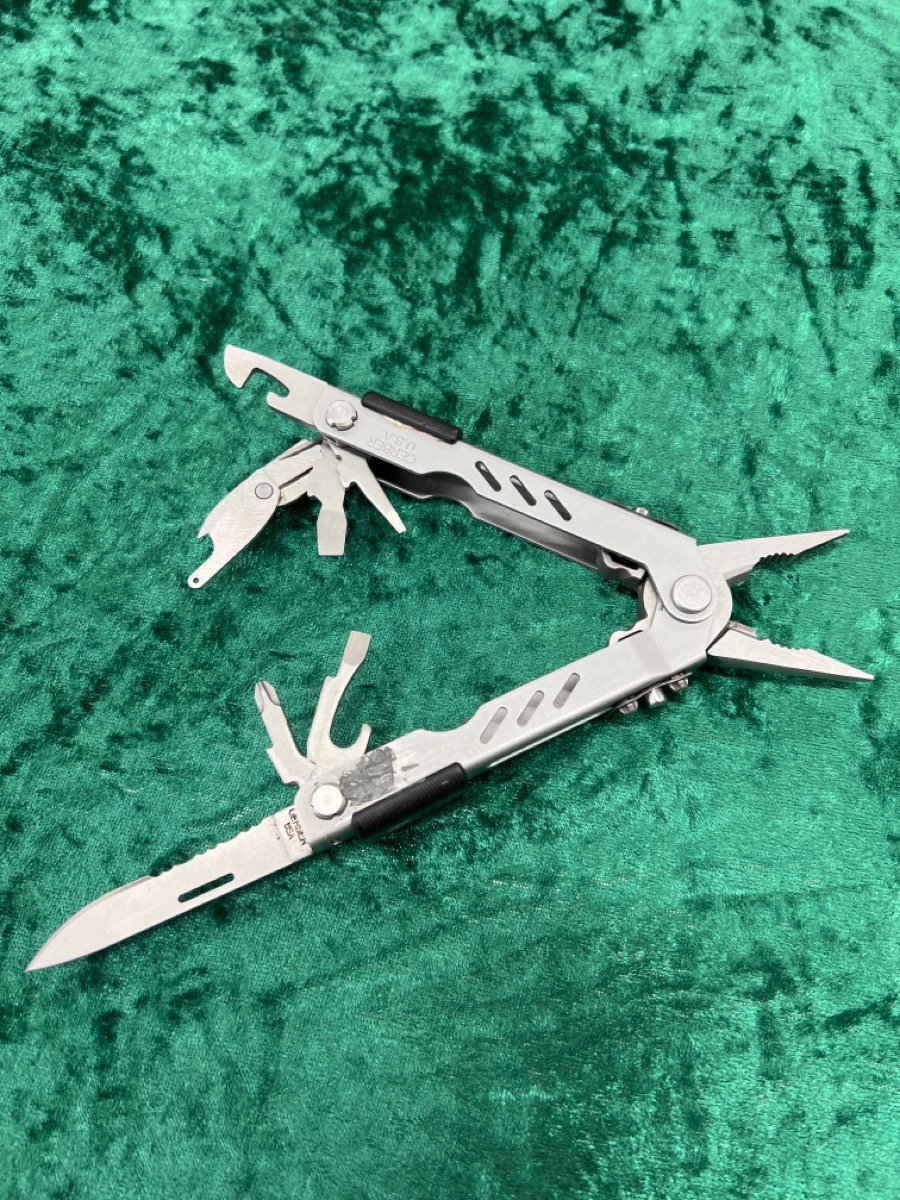 GERBER MULTI TOOL Very Good Buya