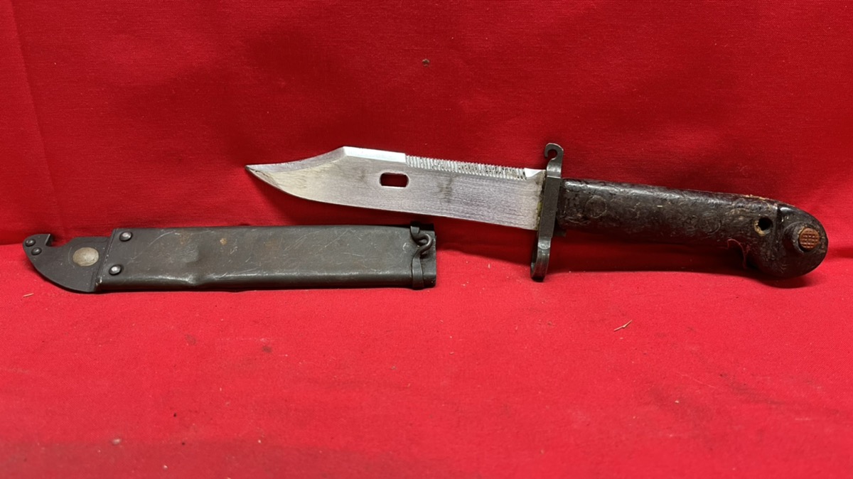 Vintage Bakelite Ak 47 Bayonet W Original Scabbard Good Buya 8743