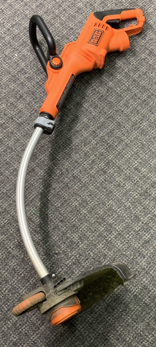 Black & Decker GH3000 CordedElectric Weed Eater Lawn Trimmer Good Buya