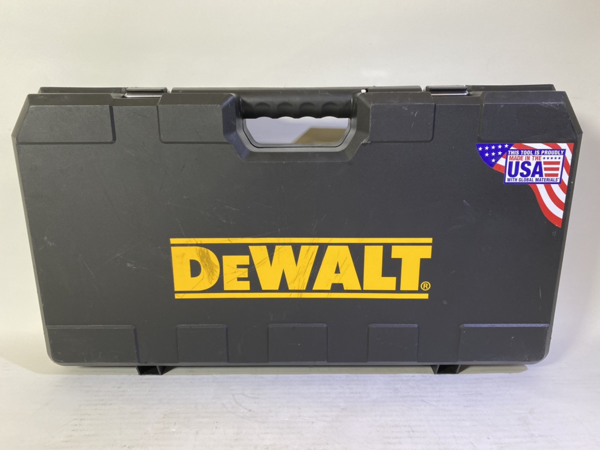 DEWALT DCGG571M1 20V Cordless Grease Gun Kit Very Good Capitol City