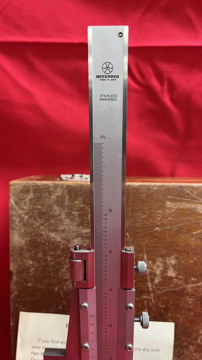 Mitutoyo .001" Height Gage Gauge Machinist Tool w/ Wood Case Very Good