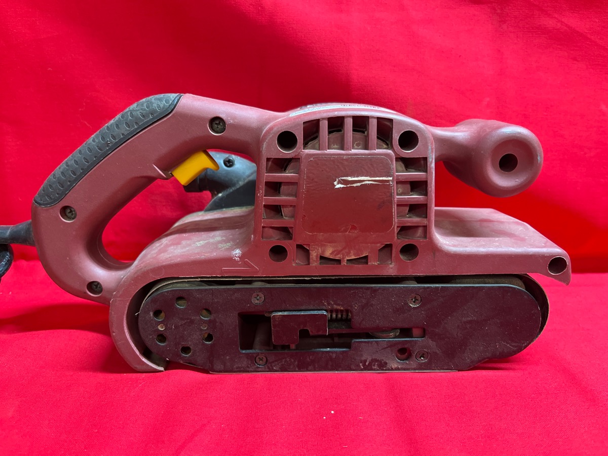 Chicago Electric 90045 3x21" Belt Driven Sander Good Buya