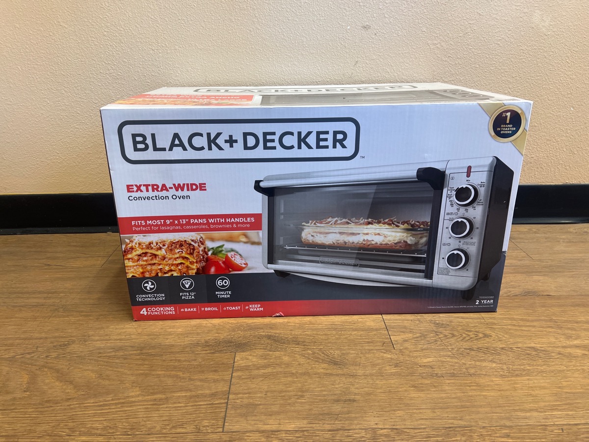 Black & Decker TO3240XSBD 8Slice Extra Wide Convection Countertop