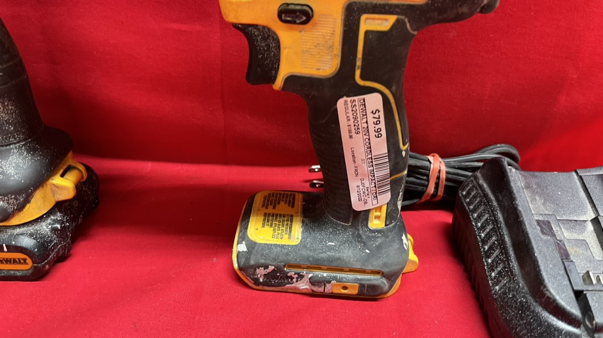 Dewalt 20v Cordless Impact / Drill Brushless DCF885 DCD777 Acceptable