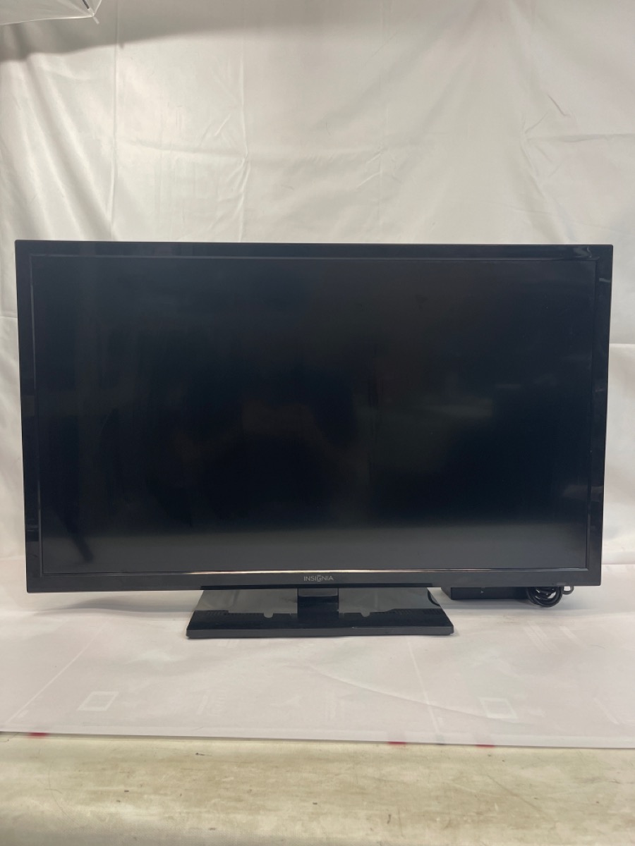 INSIGNIA NS32D312NA15 32" NOT SMART NO REMOTE FLAT PANEL TV Good