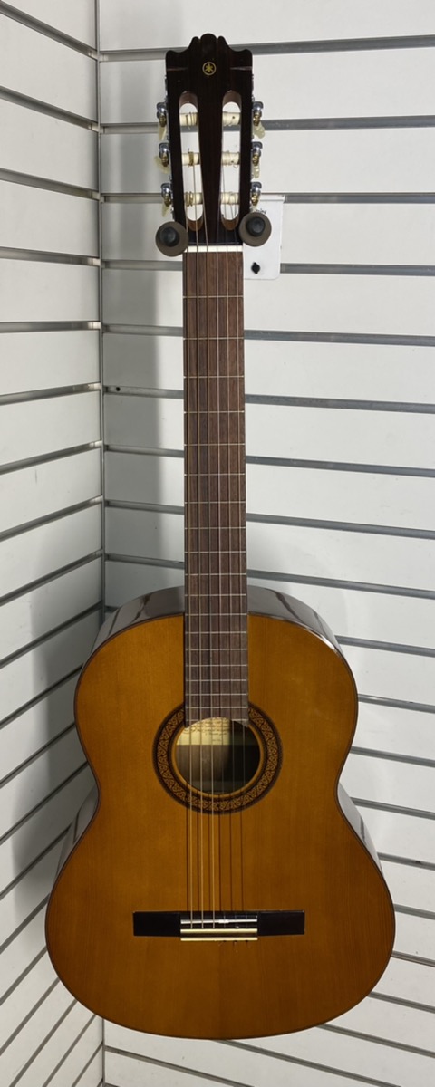 Yamaha G-231 Classical Guitar with Chipboard Case Good | Buya