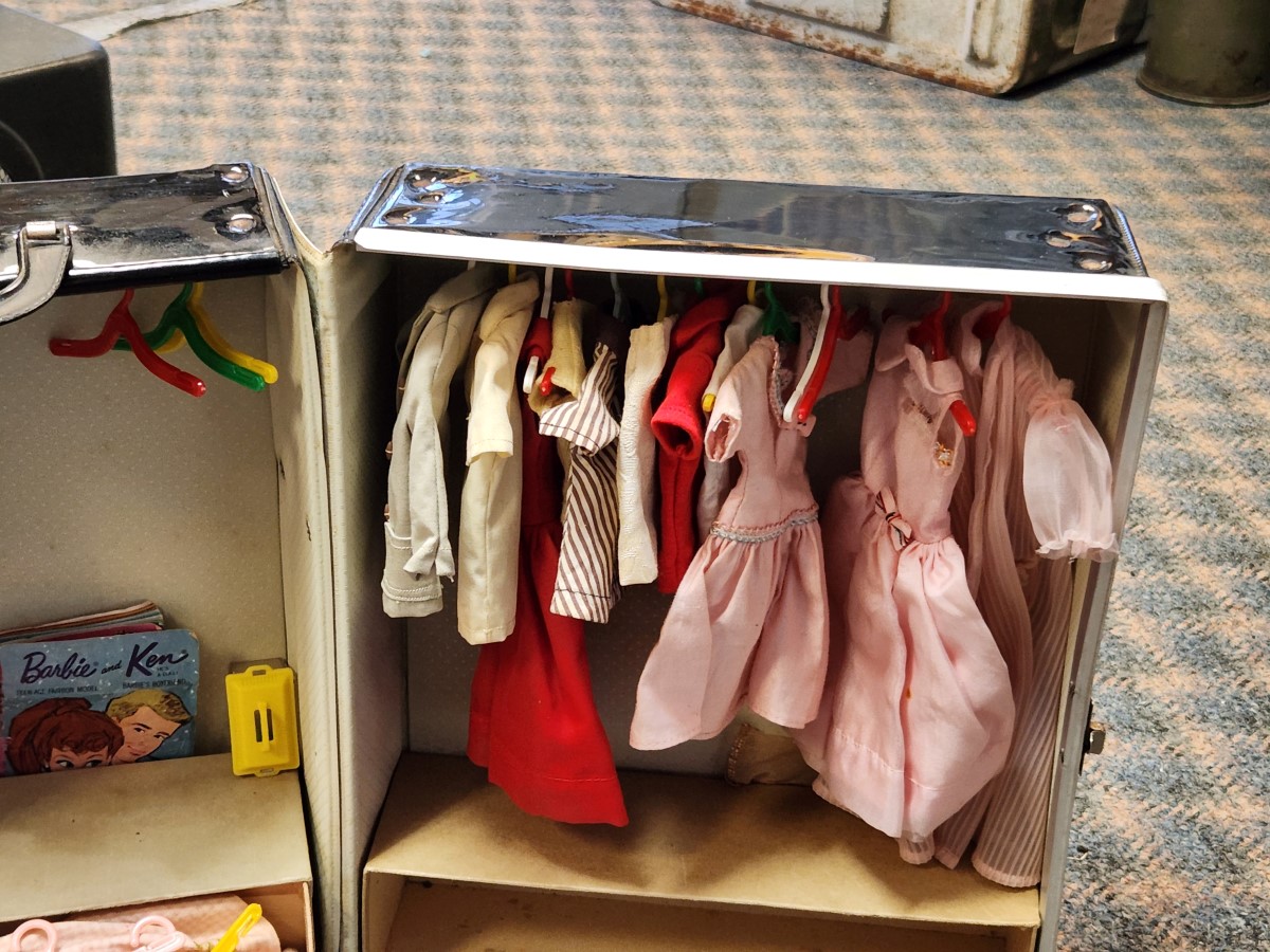 MATTEL VINTAGE SPECIAL EDITION ORIGINAL BARBIE Very Good Double Deuce