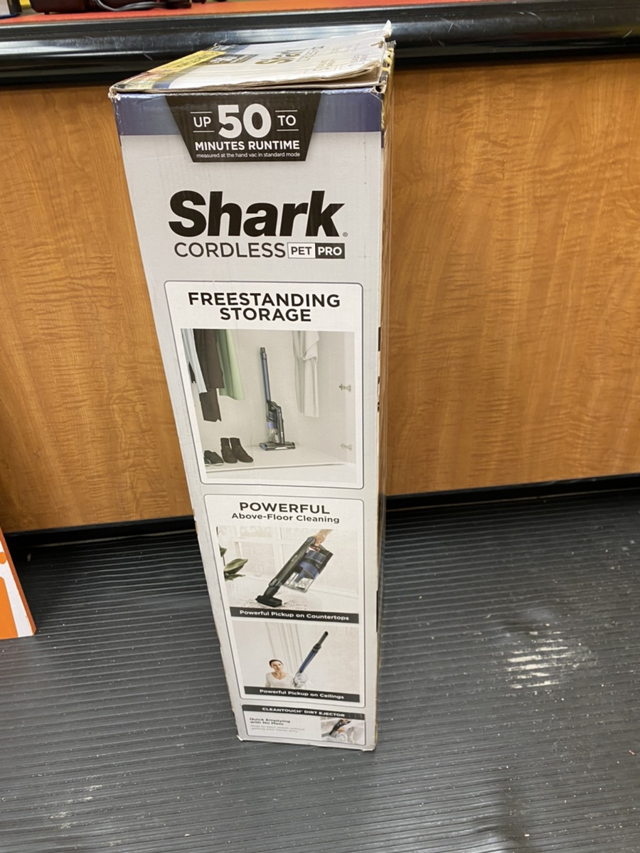 SHARK IZ142SHARK CORDLESS SELF CLEANING ROLL PET PRO STICK VACUUM