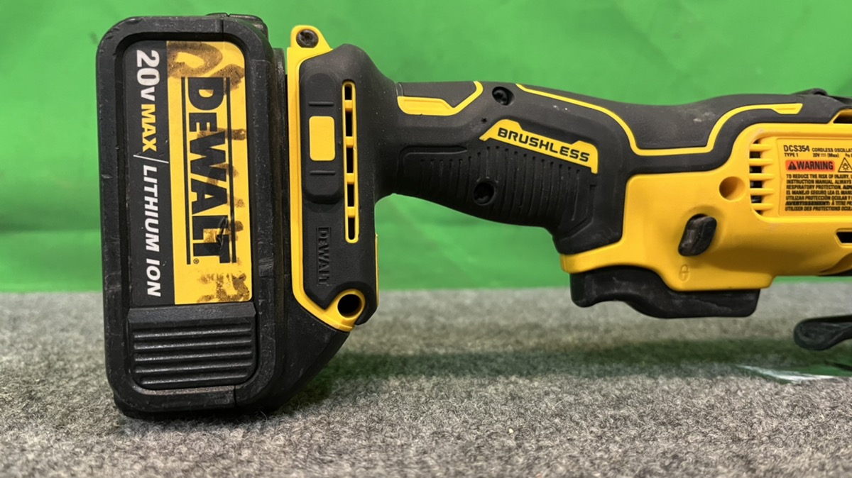 Dewalt DCS354B 20V LiIon Oscillating Multitool Atomic Compact Series