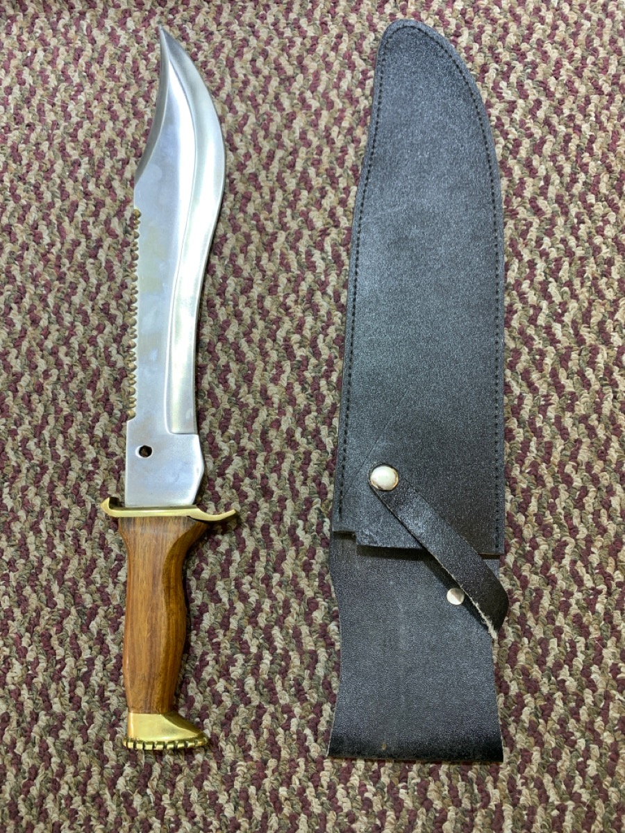 Doublesided Serrated Hunting Knife Stainless Pakistani Good Carson Jewelry & Loan Carson