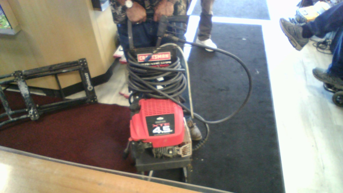 CRAFTSMAN 1800 PSI PRESSURE WASHER Very Good HFO