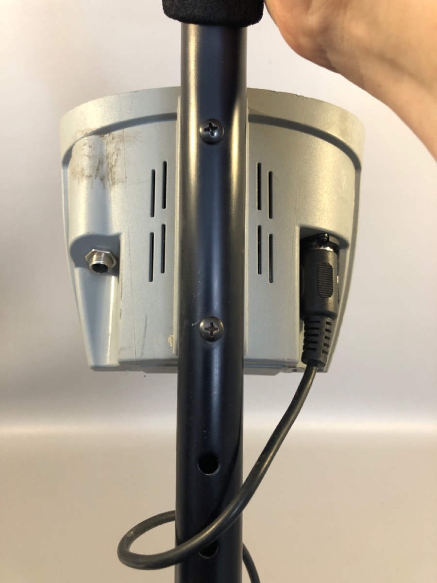 DISCOVERY 2200 METAL DETECTOR Very Good Buya