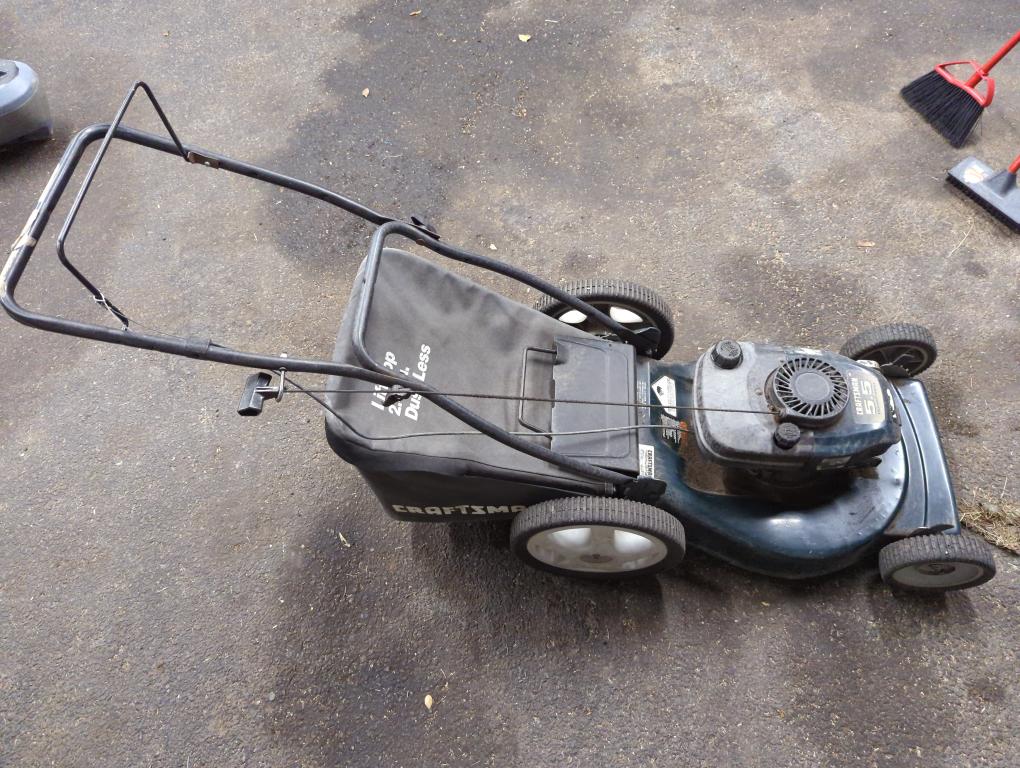 CRAFTSMAN LAWN MOWER *ASIS* For parts or not working Pawn 1 Spokane WA