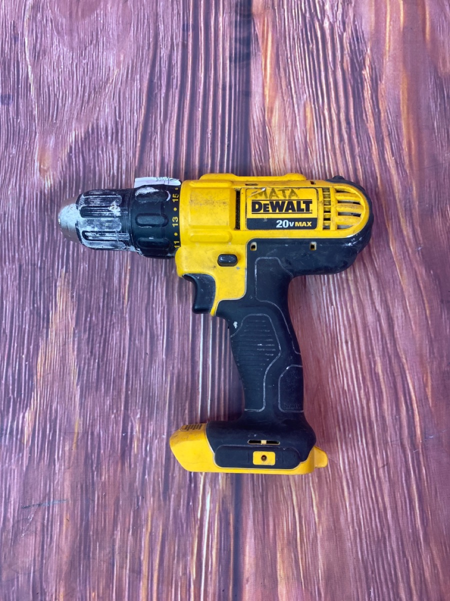 DEWALT DCD771 For parts or not working | Buya