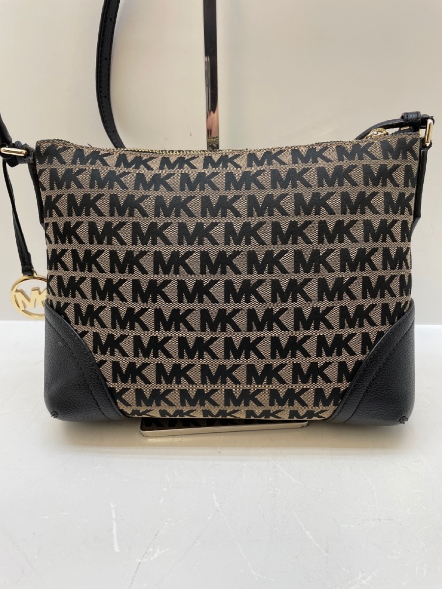Michael Kors Fallon Signature Medium Jacquard Crossbody Messenger Bag