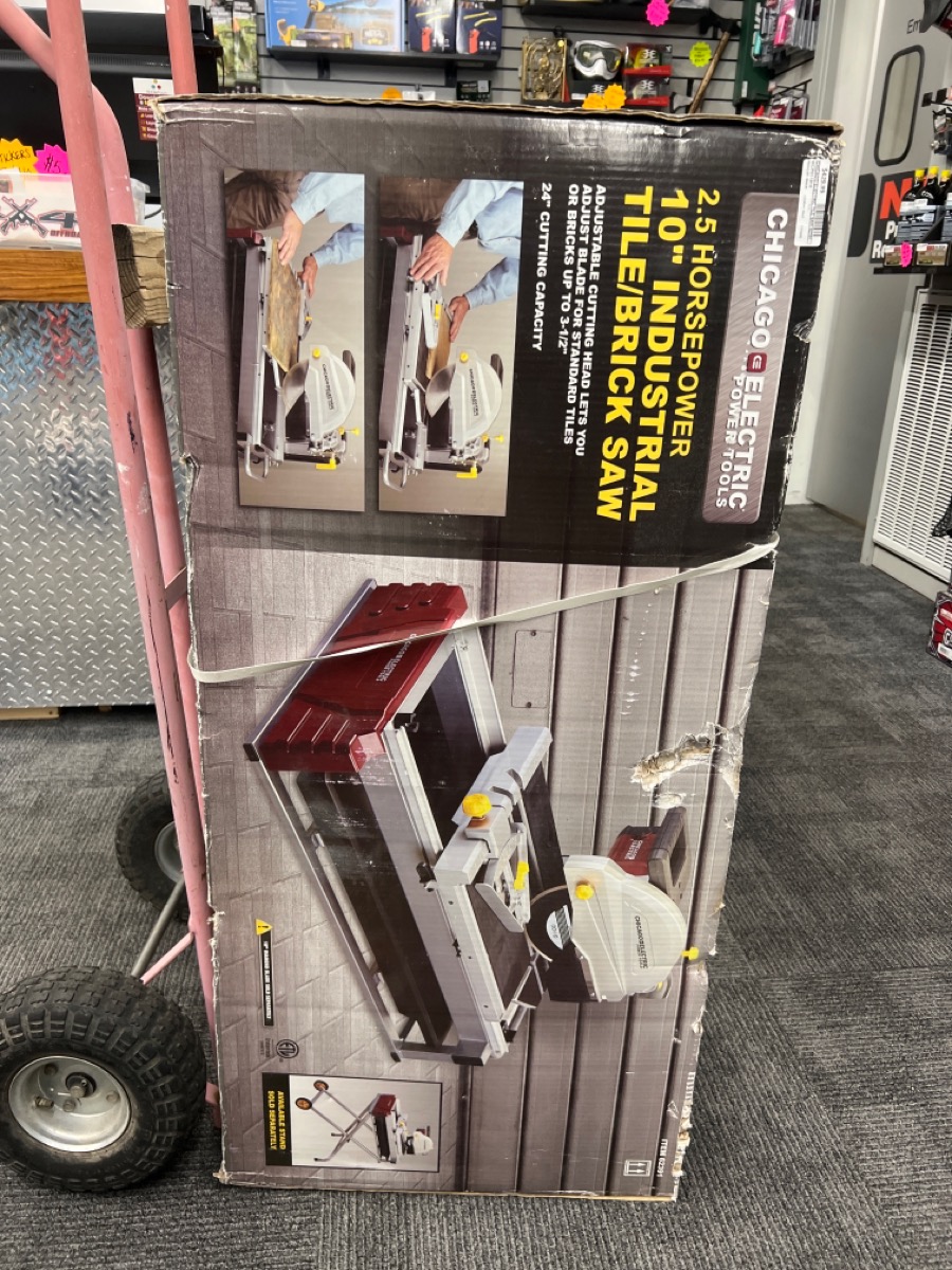 CHICAGO ELECTRIC 62391 10' 15 AMP WET TILE SAW WITH SLIDING TABLE, NEW