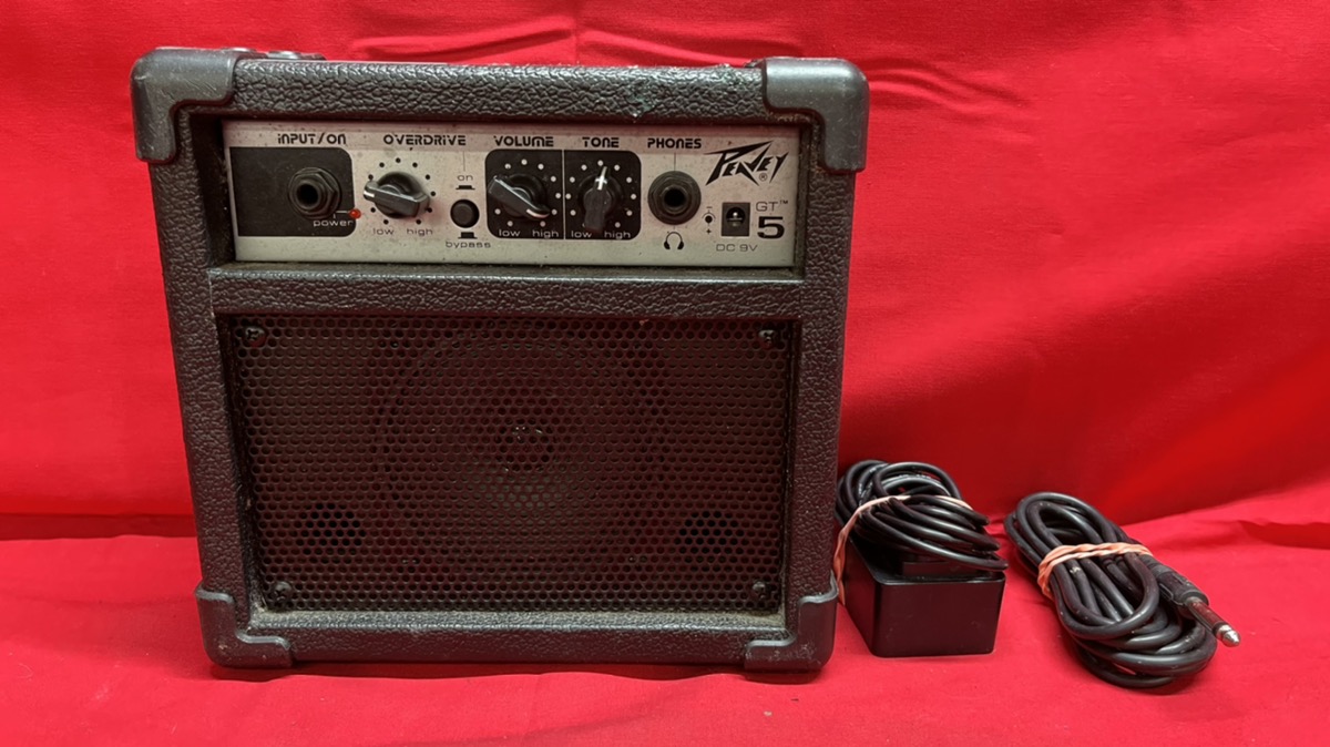 Peavey GT 5 Portable 9Volt Battery Powered Guitar Amplifier Good