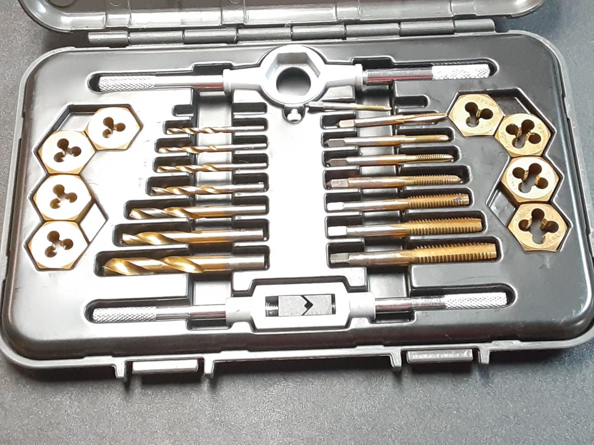 MIBRO Metric Tap Die and Drill Bit Set (25Pieces)1 missing Very Good