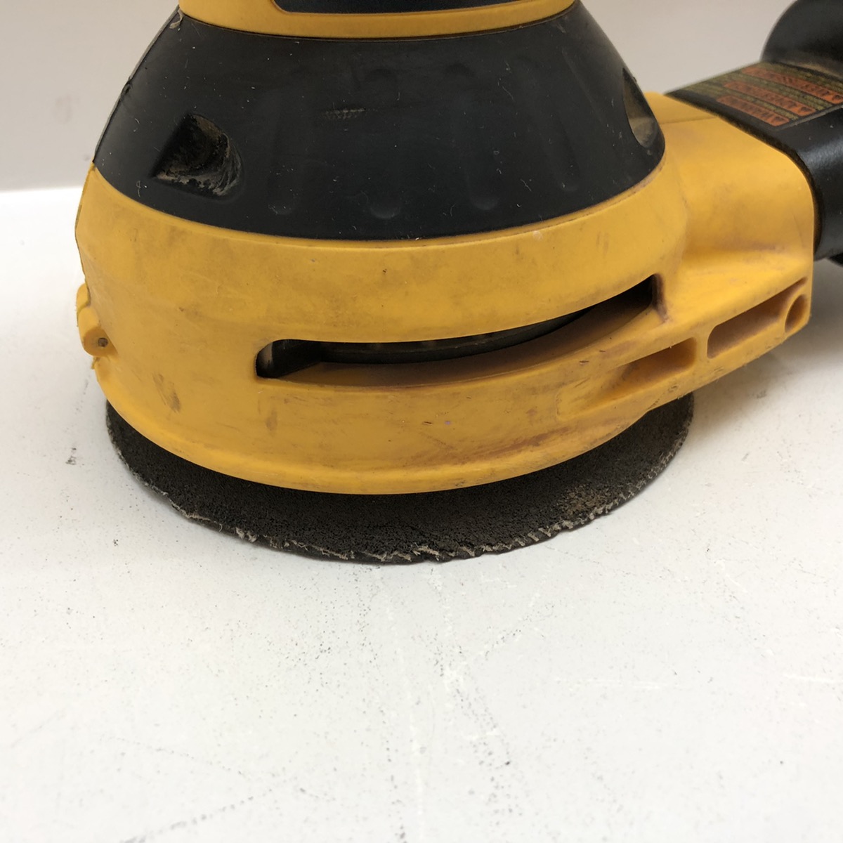 DeWalt D26453 Corded Electric 5" Variable Speed Random Orbital Vibration Sander Good Liberty