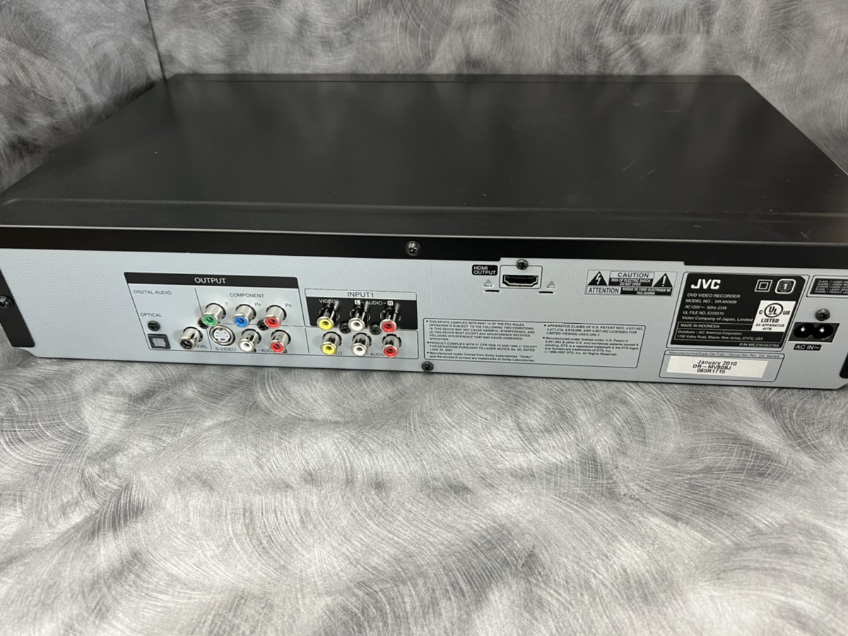 JVC MODEL DRMV80B, DVD RECORDER/ VCR COMBO, IN ORIGINAL BOX WITH