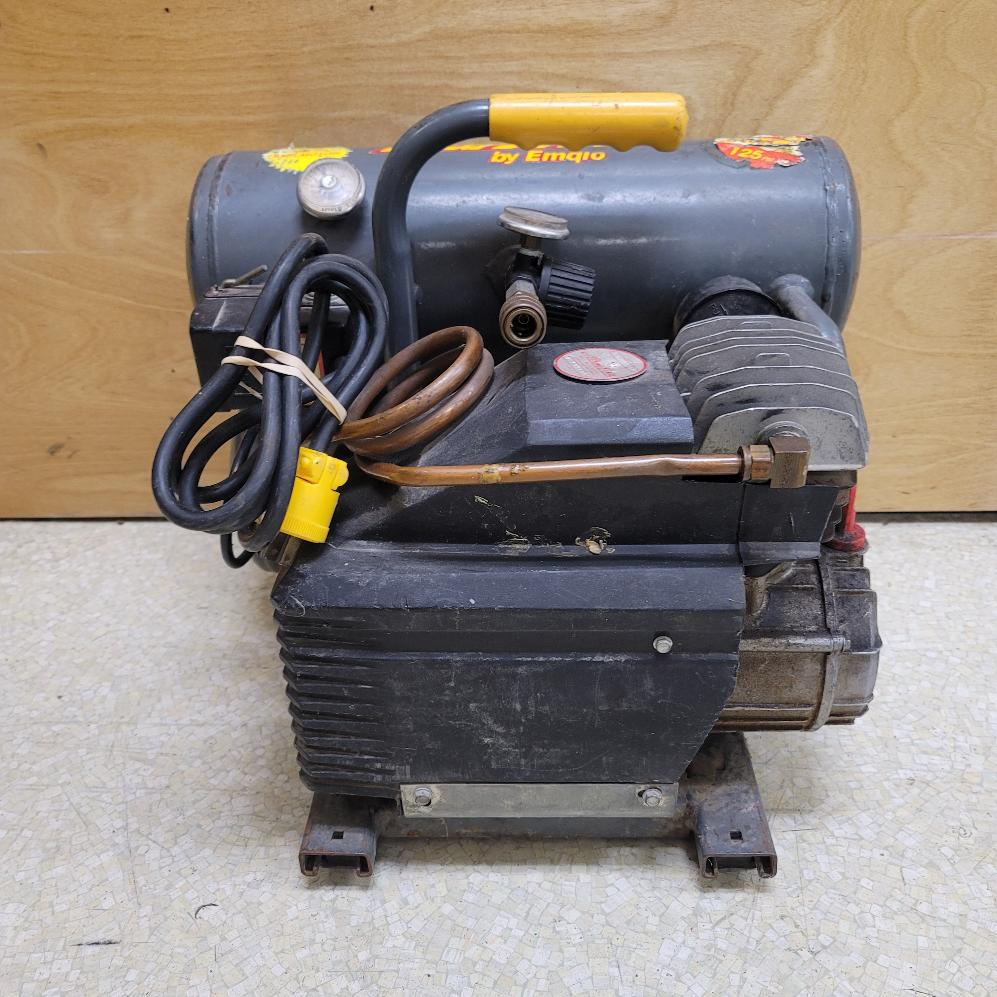 EMGLO PRODUCTS TWIN TANK AIR COMPRESSOR (le kp) Good Sharp Assets LLC