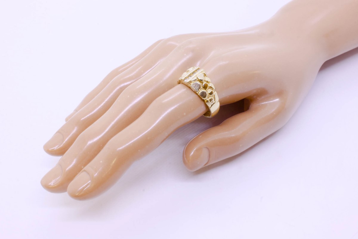 Shine Bright: A Review Of The TEX 14k Yellow Gold Bullion Rope Pendant
