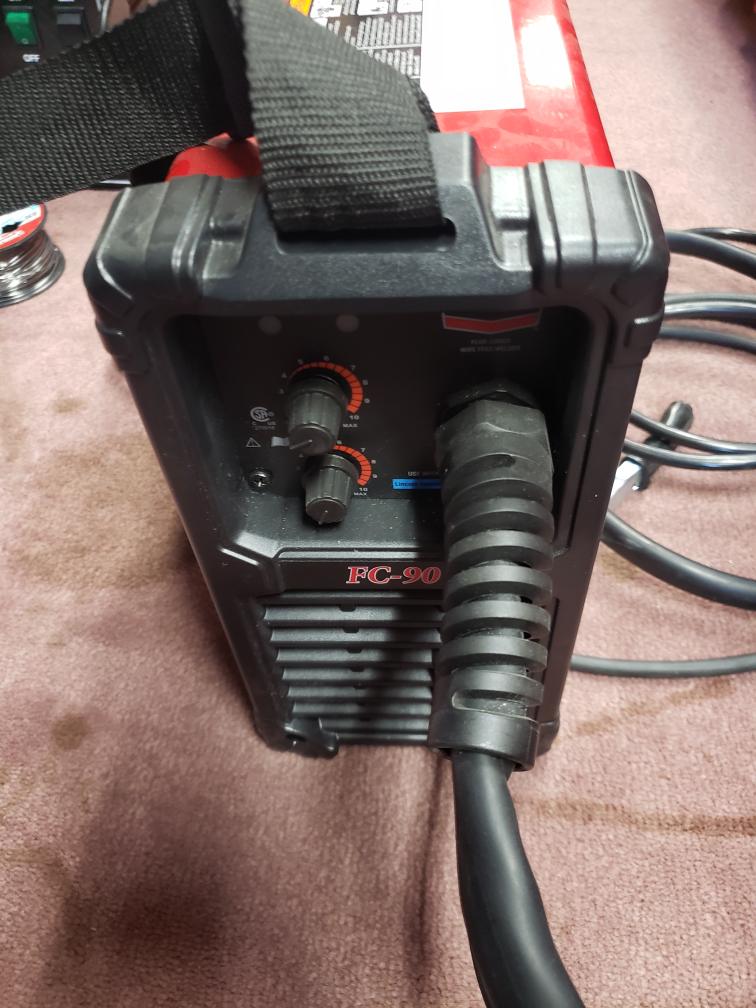 LINCOLN ELECTRIC FC90 Good Charlie Golf One Pawn & Gun