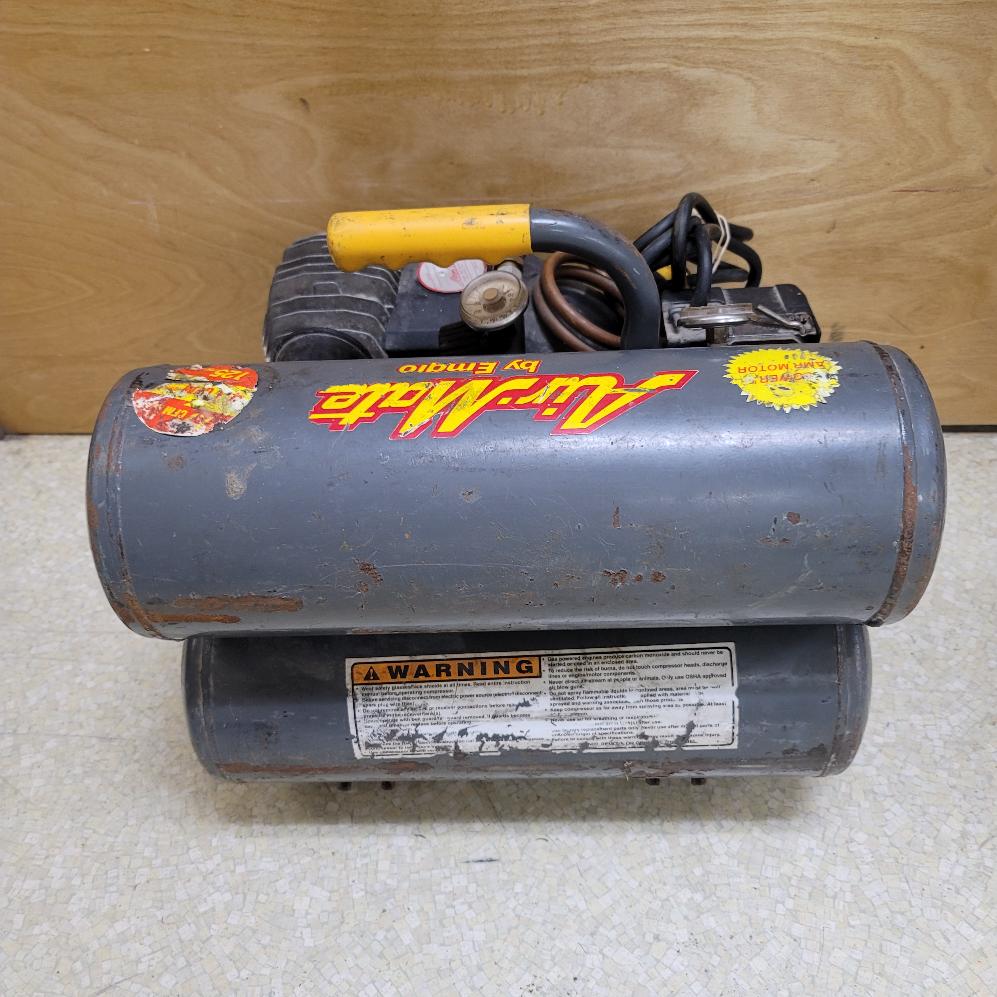 EMGLO PRODUCTS TWIN TANK AIR COMPRESSOR (le kp) Good Buya