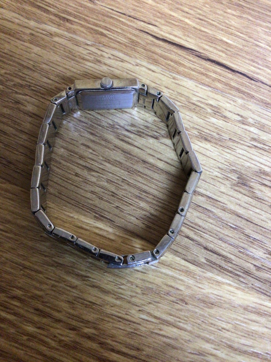 SEIKO Lady's Wristwatch V220-6759 Acceptable | Buya