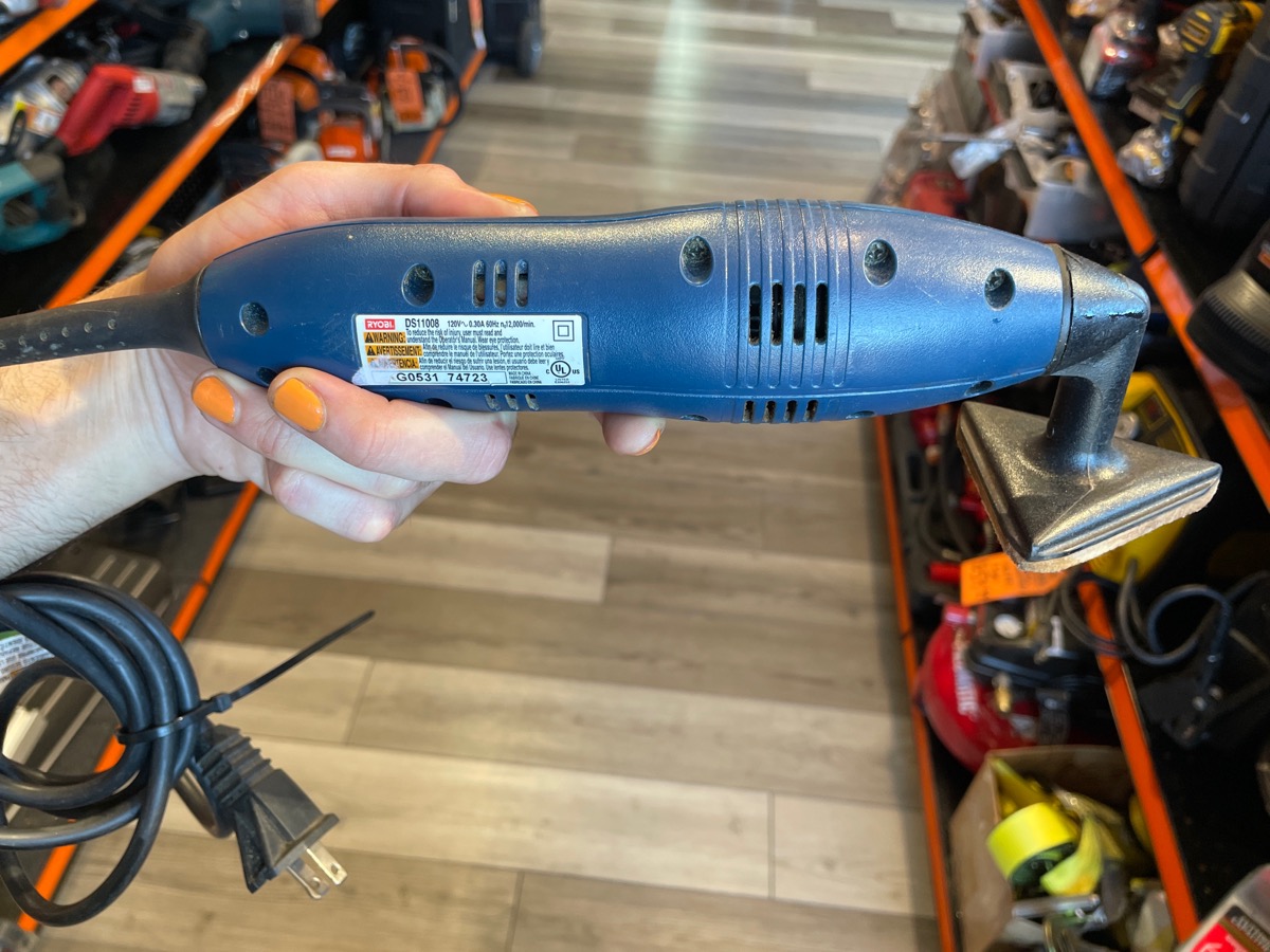 RYOBI DS11008 VIBRATION SANDER Good Buya