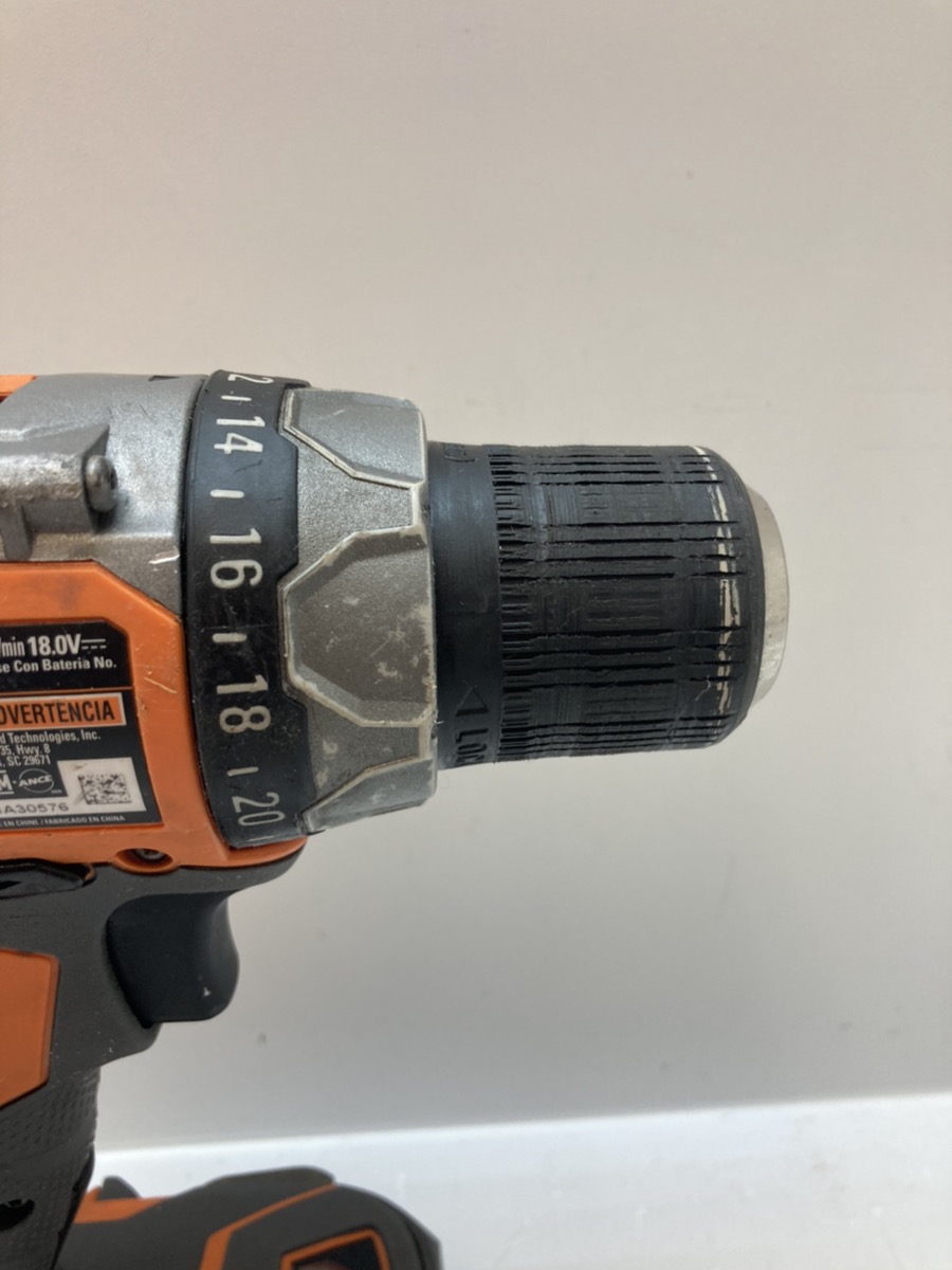 Ridgid R86008 18V LithiumIon 1/2" Cordless Drill/Driver With 2Ah