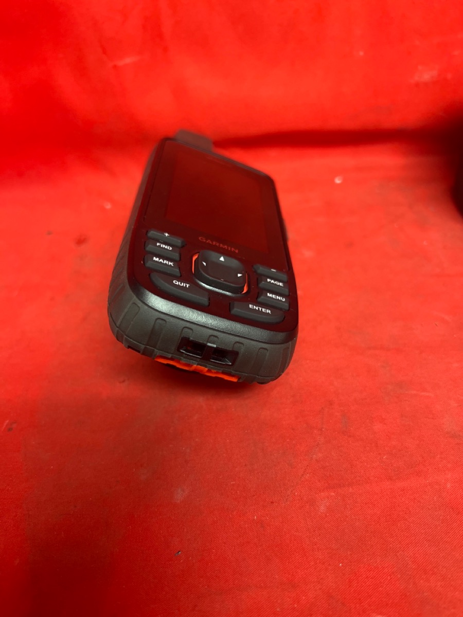 Garmin GPSMAP 66i Handheld GPS and Satellite Communicator 3" Good Buya