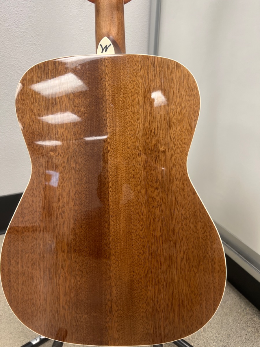 WASHBURN ACOUSTIC FOLK GUITAR *NEW* Very Good Buya