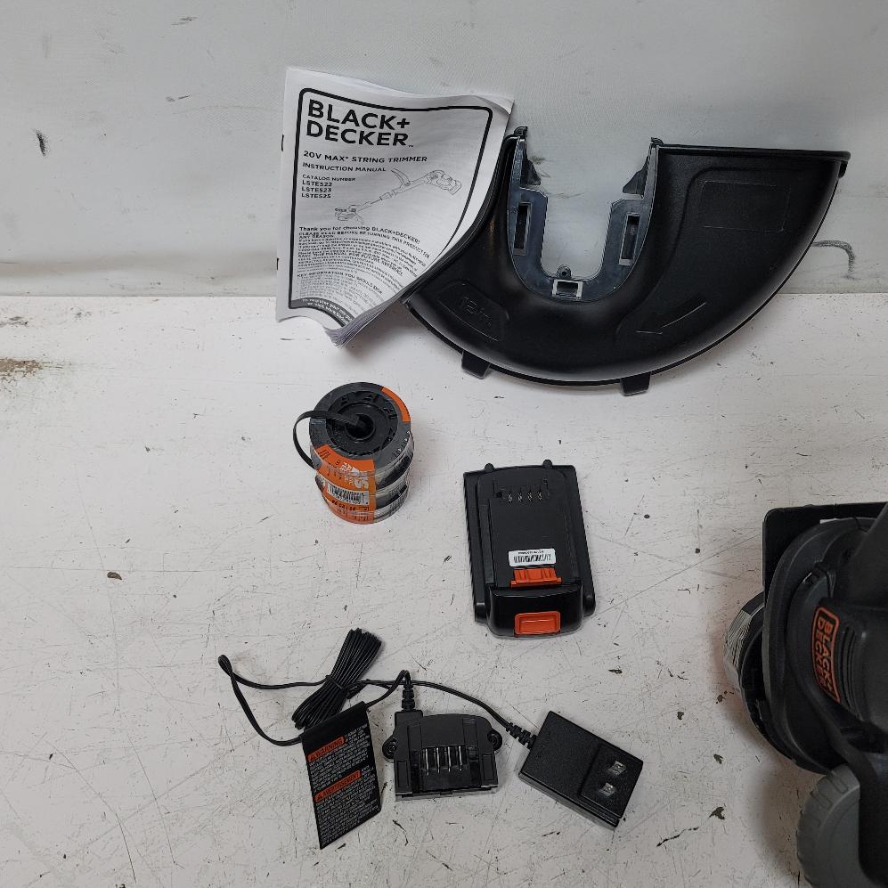 BLACK & DECKER LSTE522 20V STRING TRIMMER EDGER KIT (ml kp) Very Good