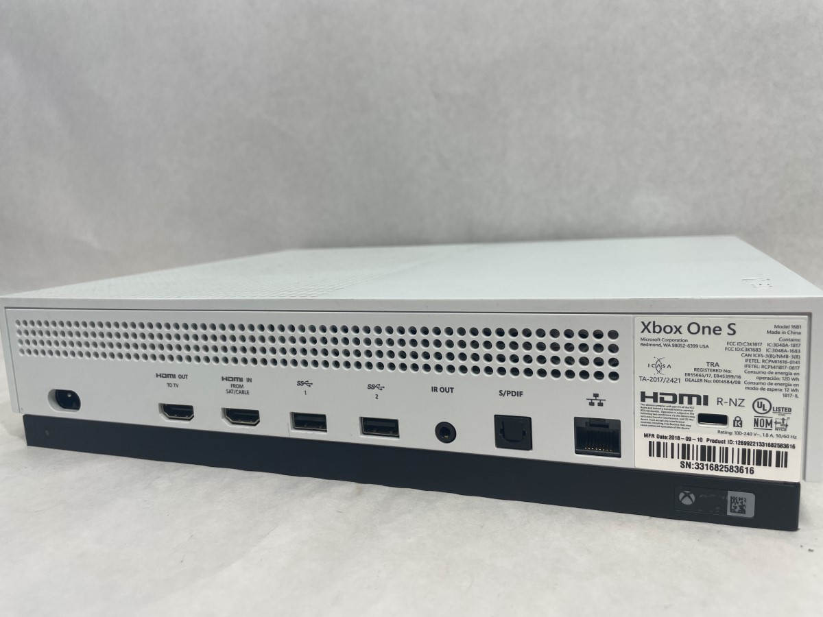 Microsoft Xbox One S 1TB 1681 Very Good Heartland Pawnbrokers Kansas