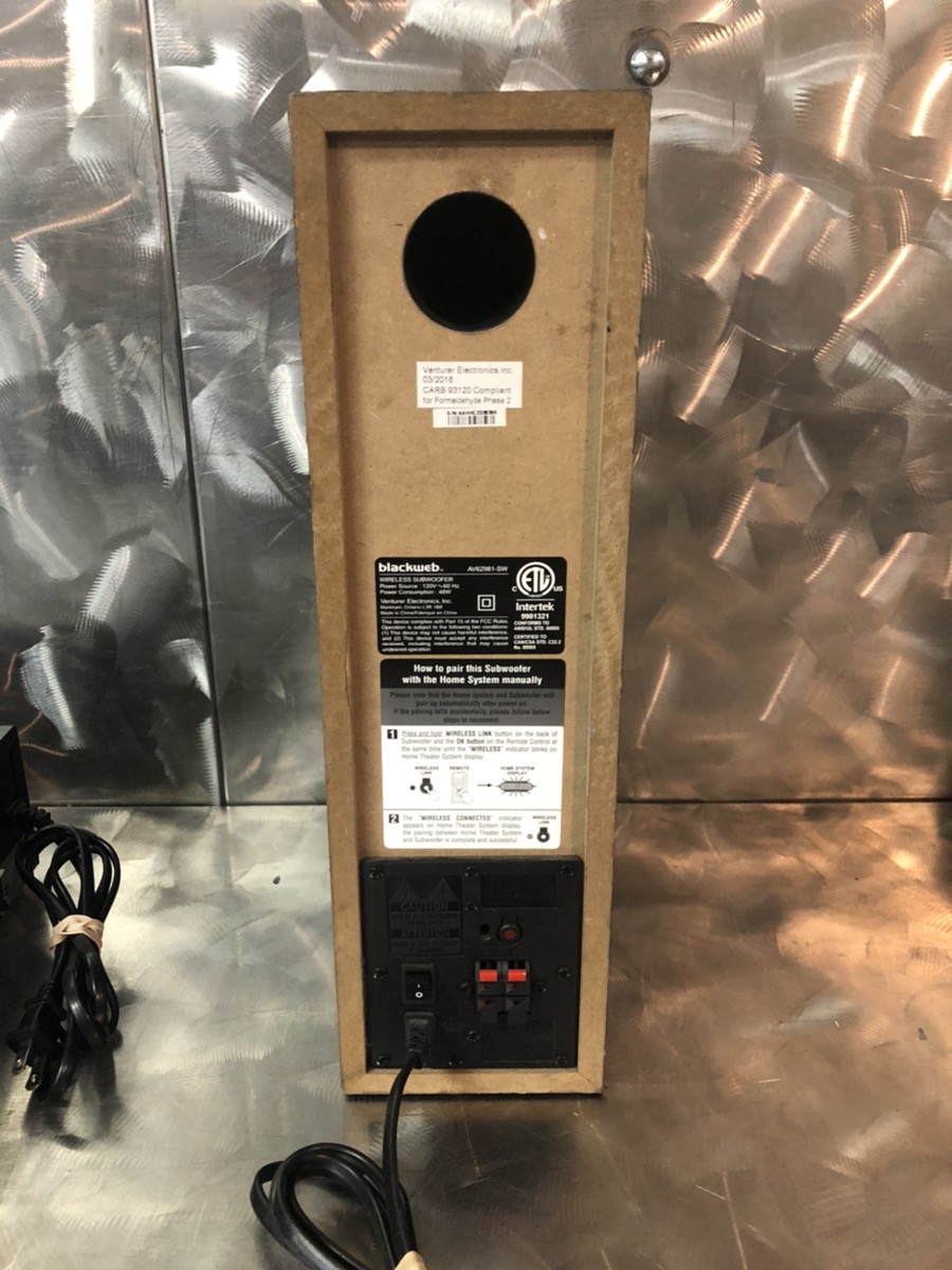 BLACKWEB BWA18SB003 5.1 CHANNEL HOME THEATER SYSTEM WITH BT, Good Buya