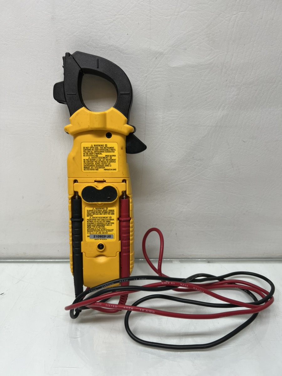 UEI DL389B DIGITAL TRMS CLAMP METER MULTIMETER W/ CASE, MANUAL, TEST
