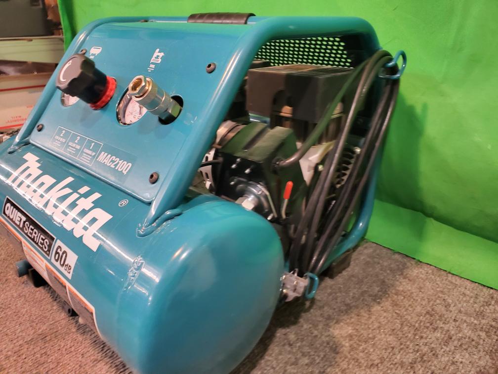 MAKITA MAC210Q Quiet Series 2 Gal. 1 HP OilFree Electric Air