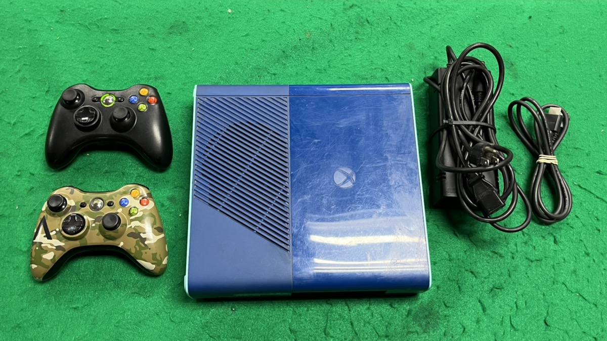 XBOX 360 E BLUE 250GB CONSOLE Very Good Buya